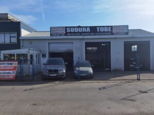 atelier auto bucuresti, atelier auto sector 6, capete de bara, efectuare itp, inlocuire ambreiaj, inlocuire catalizator, inlocuire distributie, inlocuire kit distributie, inlocuire racord flexibil, itp sector 6, kit distributie, mecanica auto, mecanica auto bucuresti, montaj toba, pivot, racord flexibil, reparatie esapament autoutilitara, reparatie toba, reparatie toba sector 6, reparatie tobe, reparatii auto sector 6, reparatii motor, reparatii toba, reparatii tobe, reparatii tobe esapament, schimb ulei, service auto, service auto sector 6, sistem evacuare custom, statie itp, sudura esapament, sudura racord flexibil