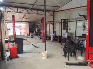 atelier auto bucuresti, atelier auto sector 6, capete de bara, efectuare itp, inlocuire ambreiaj, inlocuire catalizator, inlocuire distributie, inlocuire kit distributie, inlocuire racord flexibil, itp sector 6, kit distributie, mecanica auto, mecanica auto bucuresti, montaj toba, pivot, racord flexibil, reparatie esapament autoutilitara, reparatie toba, reparatie toba sector 6, reparatie tobe, reparatii auto sector 6, reparatii motor, reparatii toba, reparatii tobe, reparatii tobe esapament, schimb ulei, service auto, service auto sector 6, sistem evacuare custom, statie itp, sudura esapament, sudura racord flexibil