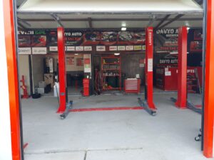 atelier auto bucuresti, atelier auto sector 6, capete de bara, efectuare itp, inlocuire ambreiaj, inlocuire catalizator, inlocuire distributie, inlocuire kit distributie, inlocuire racord flexibil, itp sector 6, kit distributie, mecanica auto, mecanica auto bucuresti, montaj toba, pivot, racord flexibil, reparatie esapament autoutilitara, reparatie toba, reparatie toba sector 6, reparatie tobe, reparatii auto sector 6, reparatii motor, reparatii toba, reparatii tobe, reparatii tobe esapament, schimb ulei, service auto, service auto sector 6, sistem evacuare custom, statie itp, sudura esapament, sudura racord flexibil